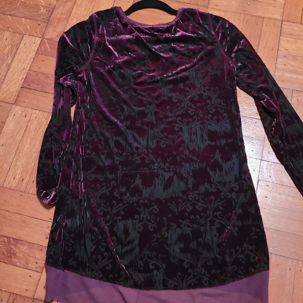 Velvet long sleeve top - Picture 3 of 6